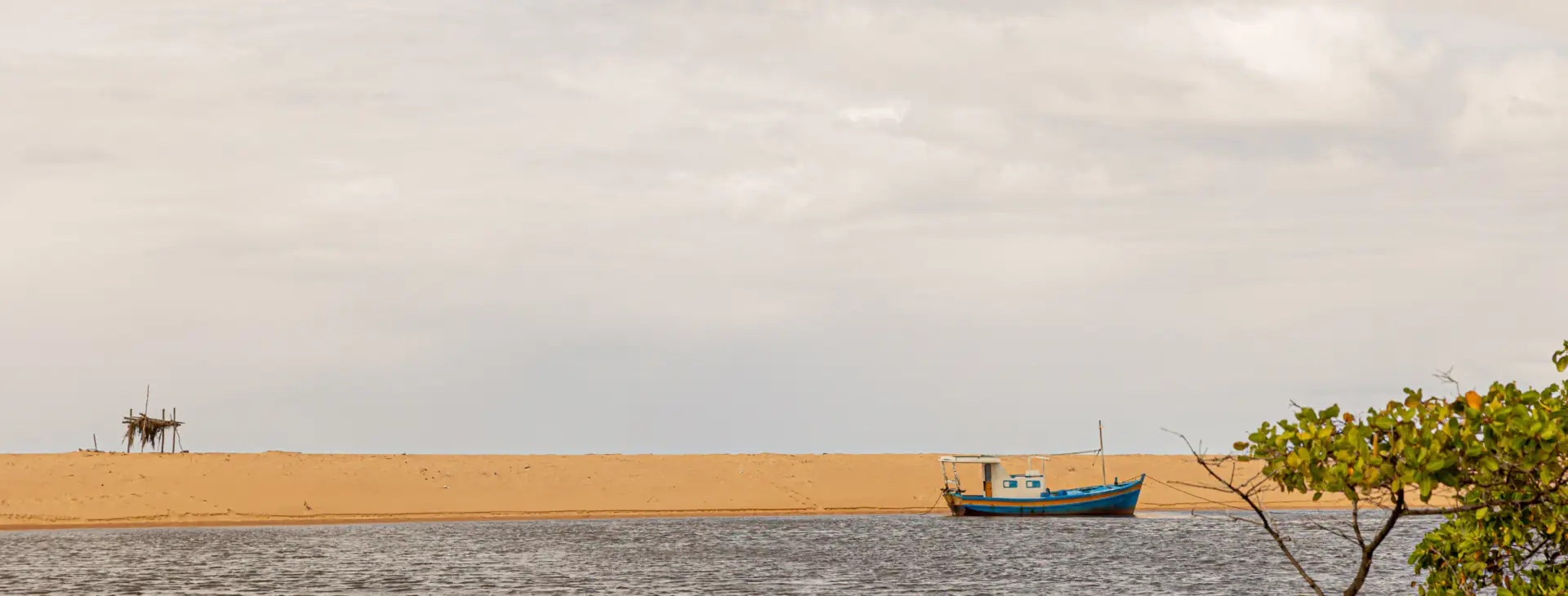 Paisagem de Subaúma entre o rio, o mar e o mangue